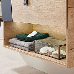 Waschtischunterschrank-Beleuchtung: LED, 12V, 8,1 Watt, 6250K, inkl. Bewegungssensor