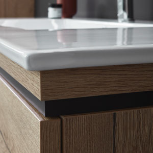 Ausführung Waschtischunterschrank: Dekor-Zwischenplatte